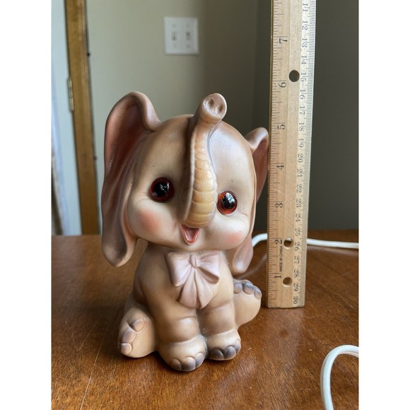 Vintage Josef Originals Ceramic Baby Elephant Pink Bow Night Light Lamp Trunk Up - Picture 12 of 12